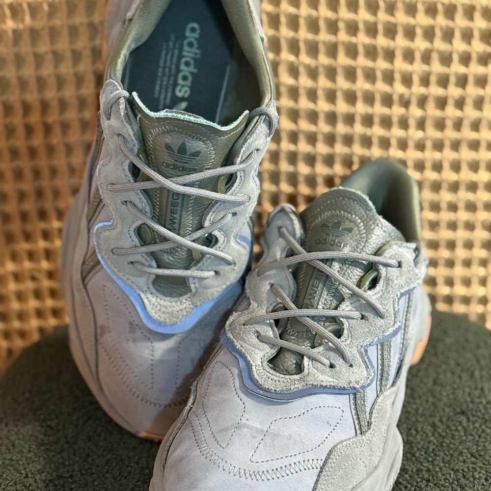 Adidas Ozweego Trace Cargo 9.5 mens